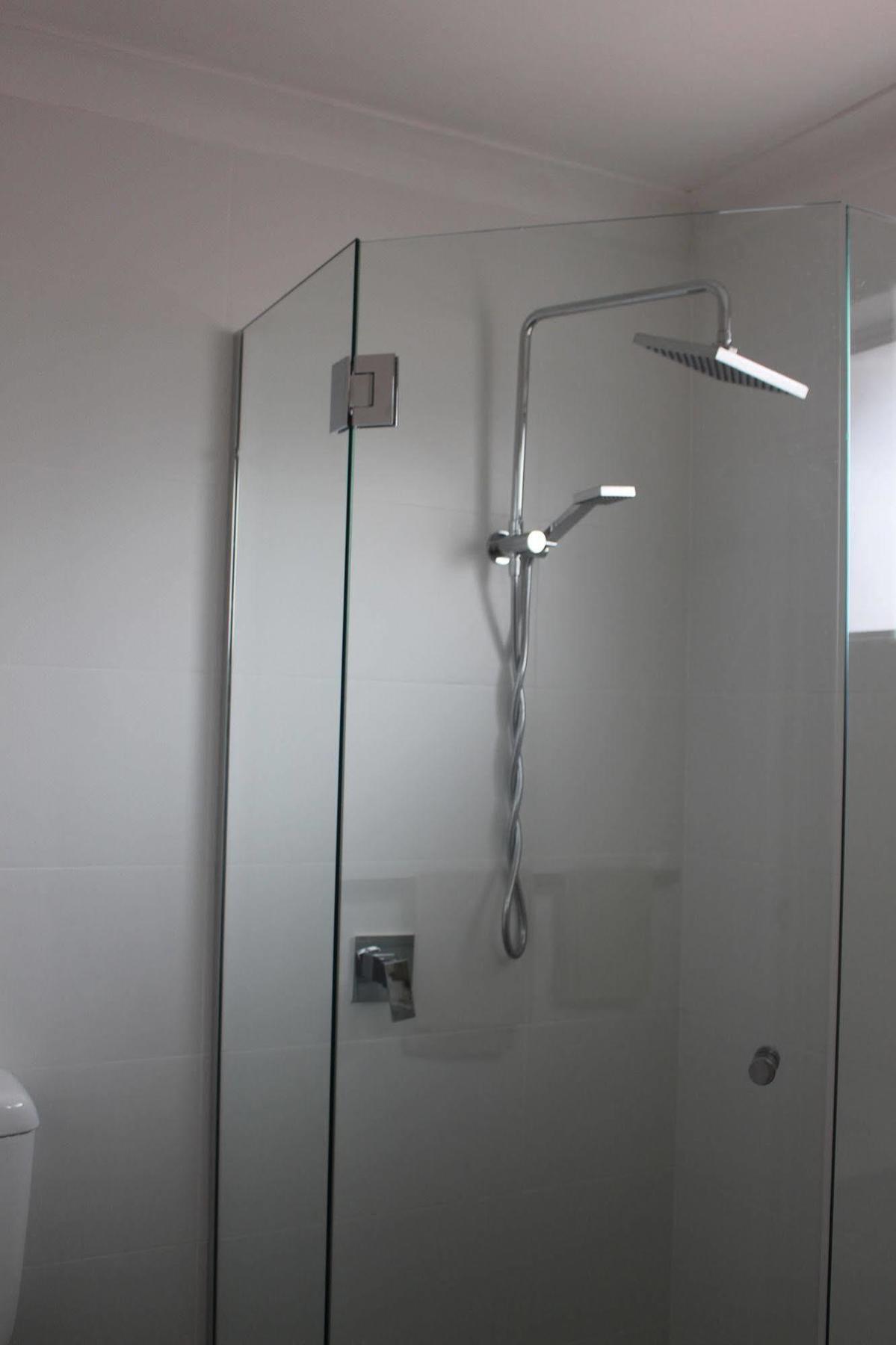 דובו Centrepoint Motel מראה חיצוני תמונה