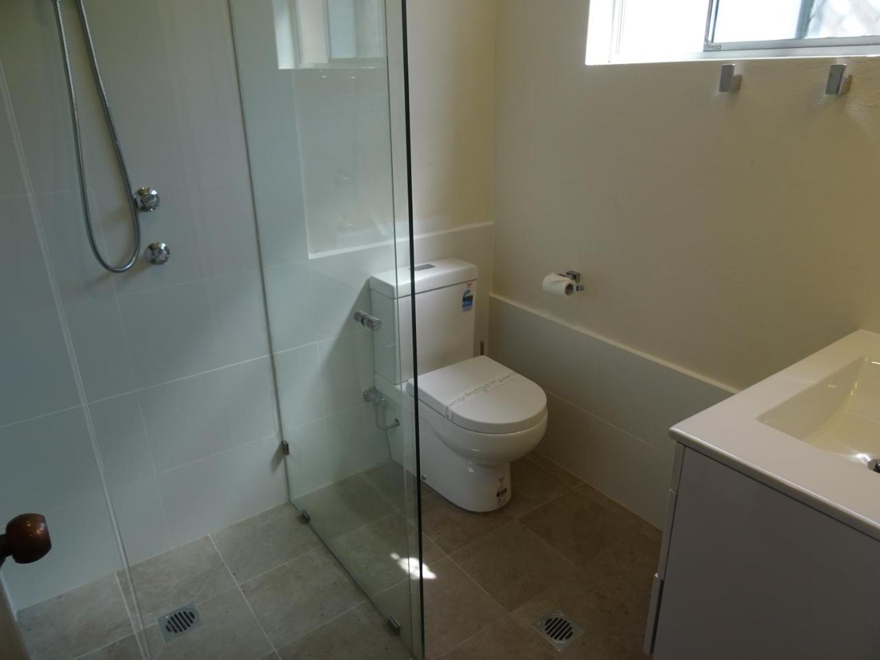 דובו Centrepoint Motel מראה חיצוני תמונה